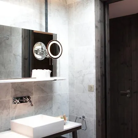 Andre Et Viviane Chatelard - D'hotes Saint-Bonnet-le-Froid