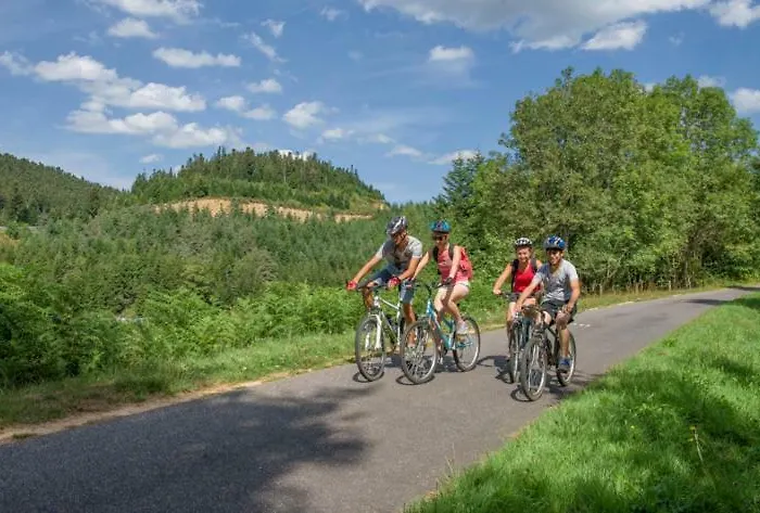 Andre Et Viviane Chatelard - D'hotes Saint-Bonnet-le-Froid